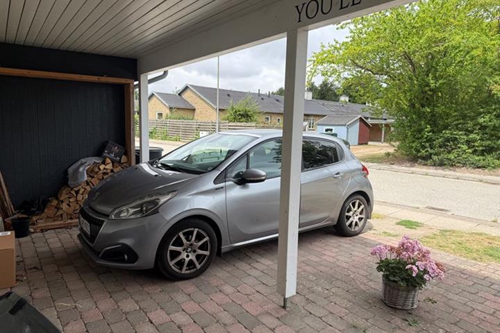 undefined Peugeot 208 fra 2019
