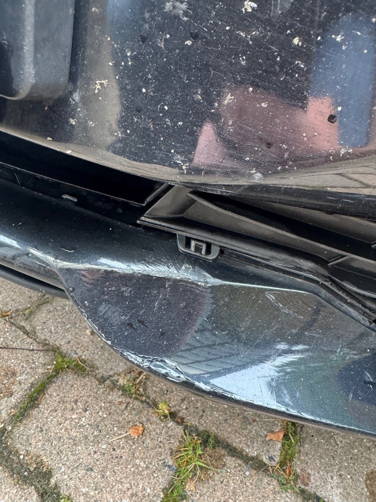 Sort BMW 320d fra 2015