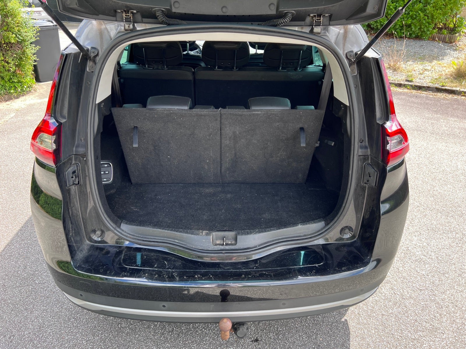 Sort Renault Grand Scenic IV fra 2017