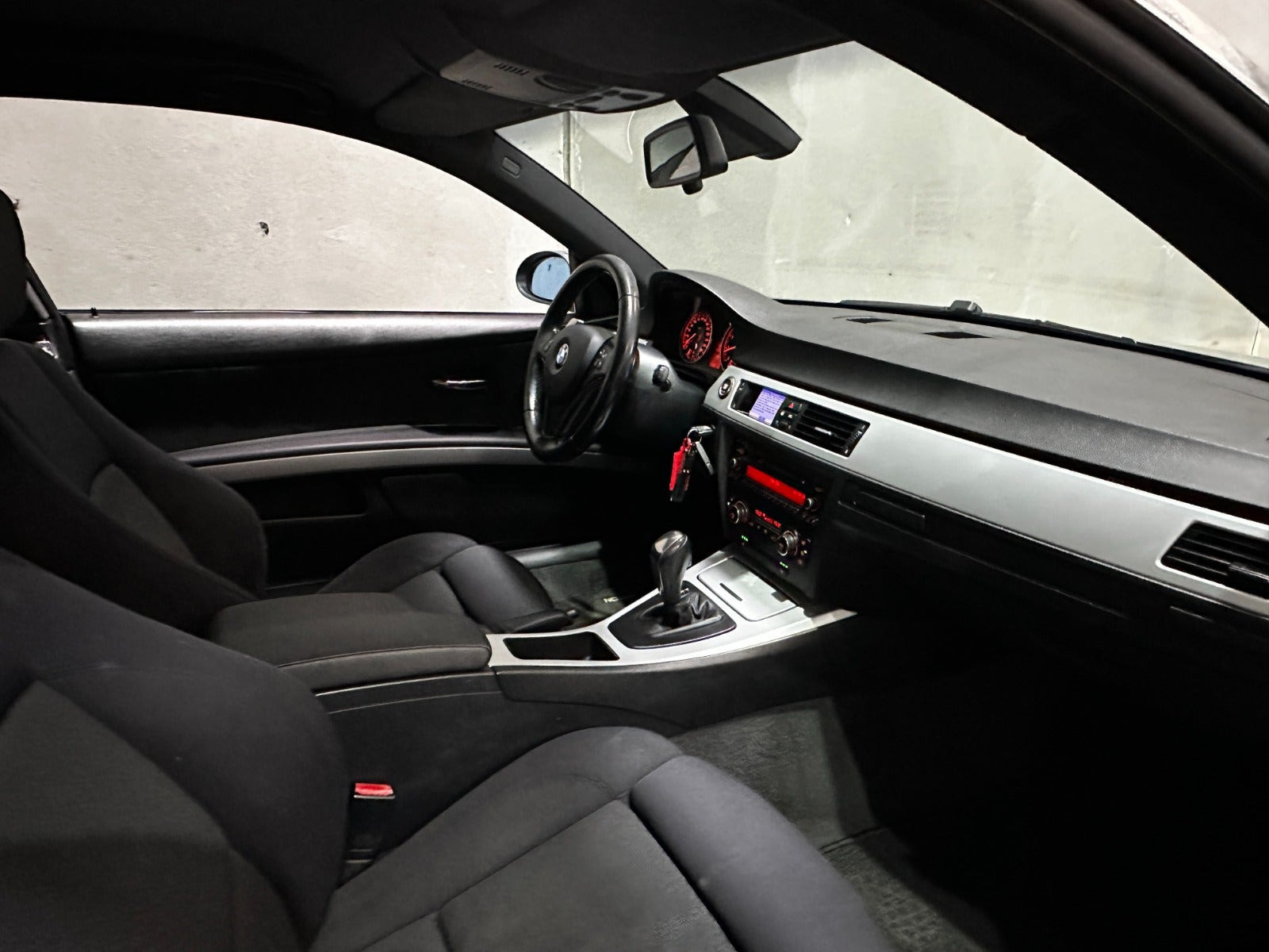 undefined BMW 330i fra 2006
