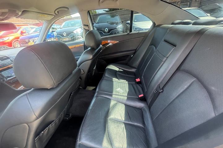 undefined Mercedes E270 fra 2002