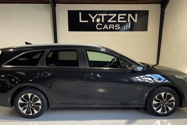 Sort Kia Ceed fra 2020