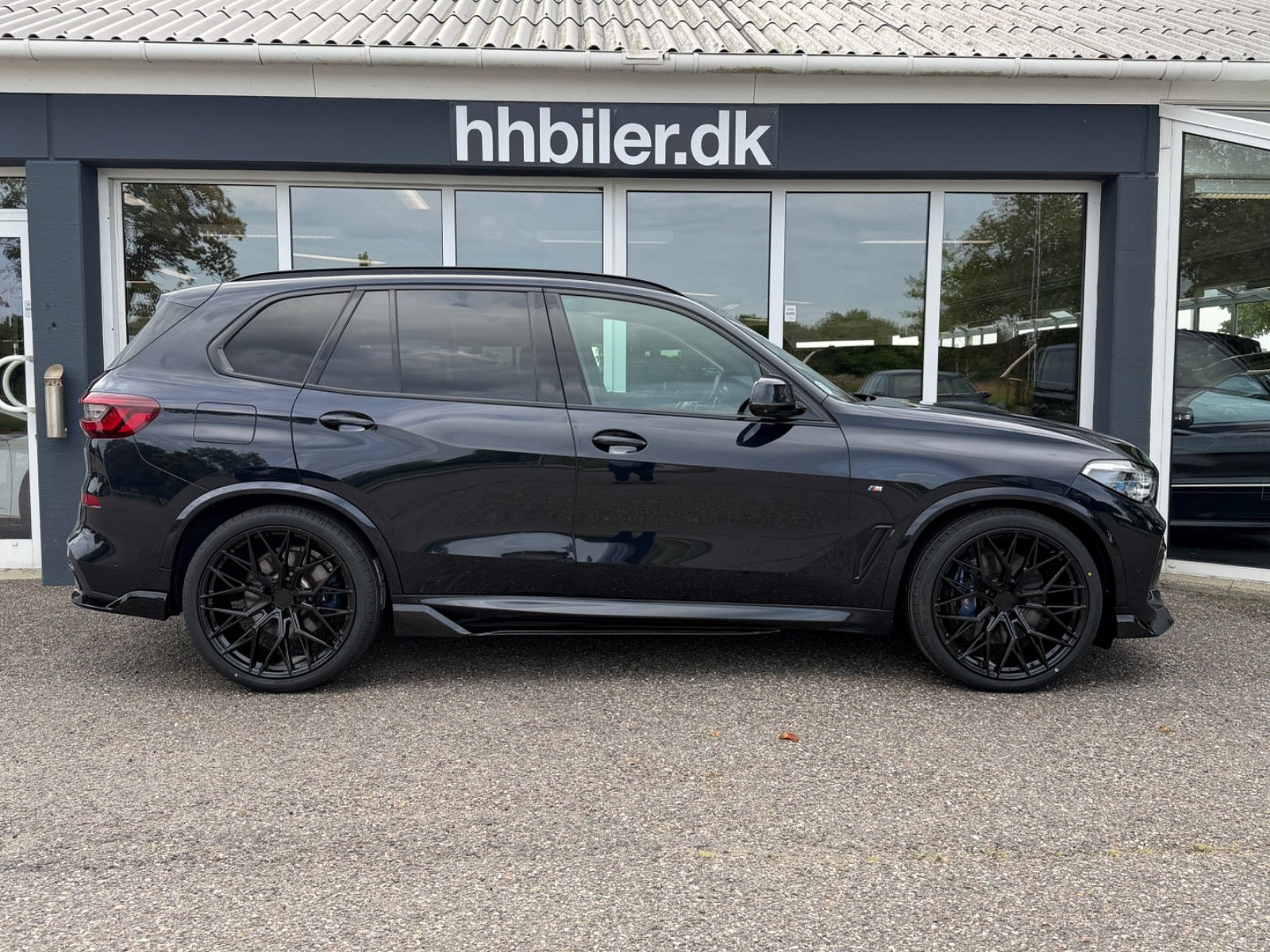Sort BMW X5 fra 2021