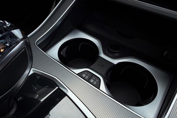 Sort BMW X5 fra 2021