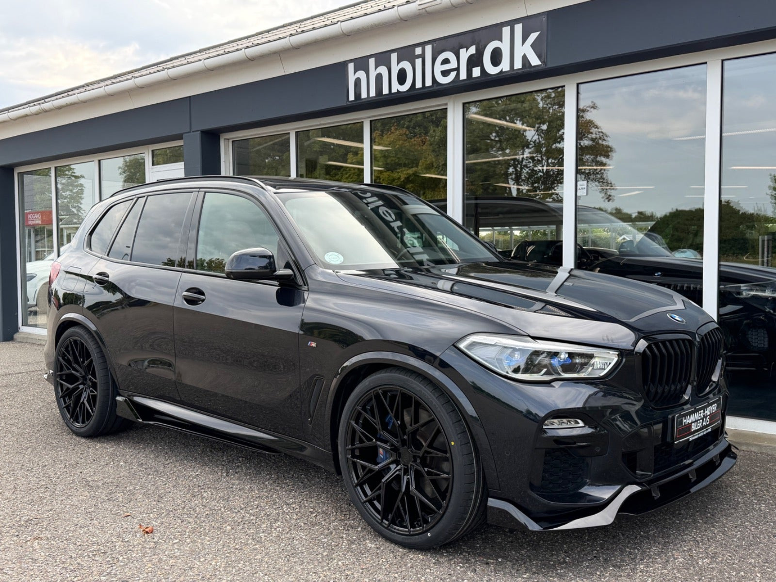 Sort BMW X5 fra 2021