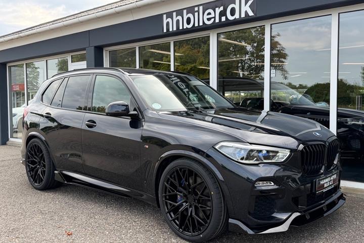 Sort BMW X5 fra 2021