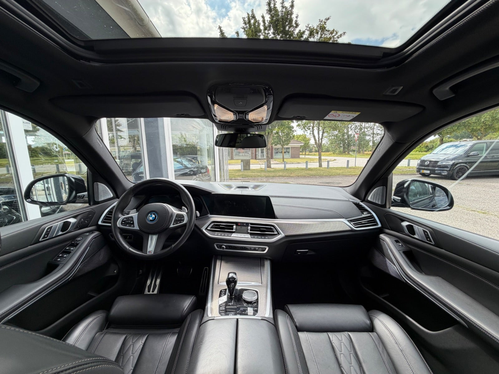 Sort BMW X5 fra 2023