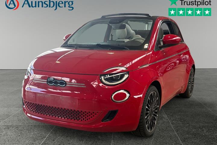 Rød Fiat 500e fra 2024