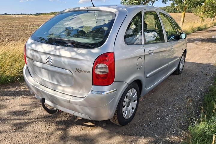 Sølv Citroën Xsara Picasso fra 2004