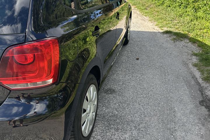 Sort VW Polo fra 2009