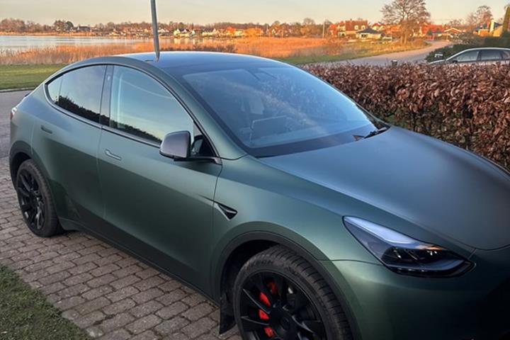 undefined Tesla Model Y fra 2023