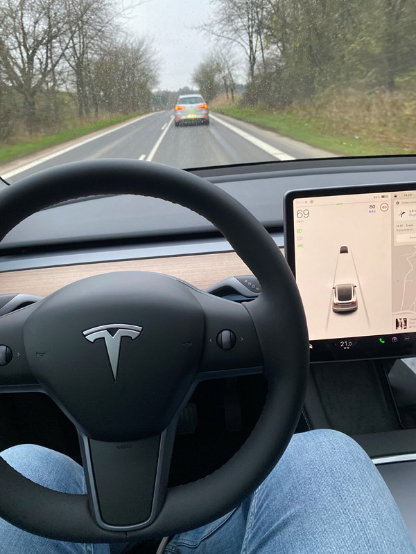 undefined Tesla Model Y fra 2023