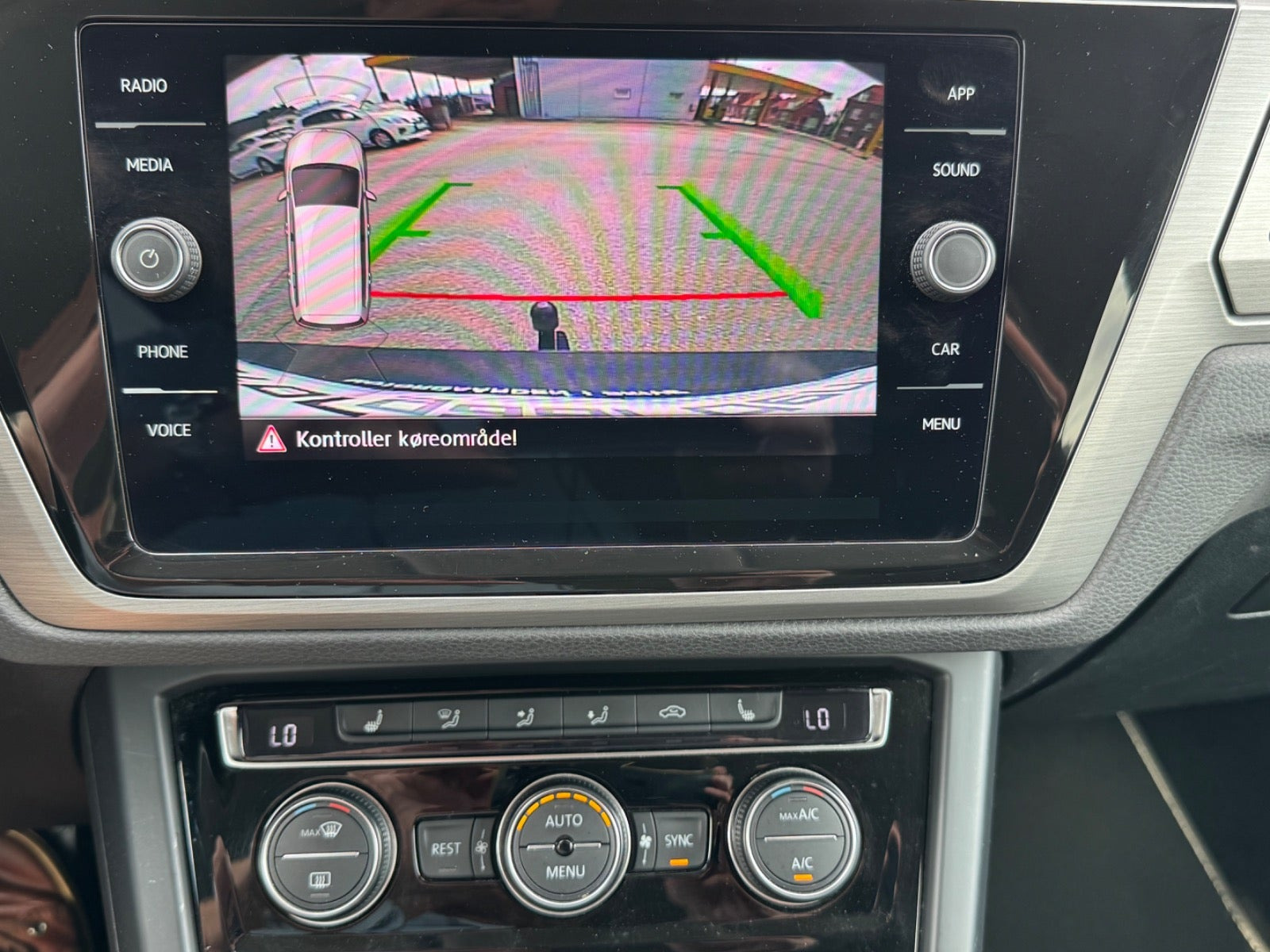 Sort VW Touran fra 2019