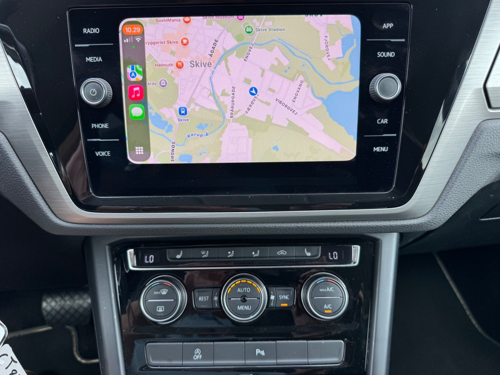 Sort VW Touran fra 2019