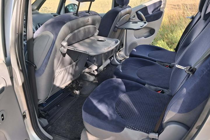 Sølv Citroën Xsara Picasso fra 2004