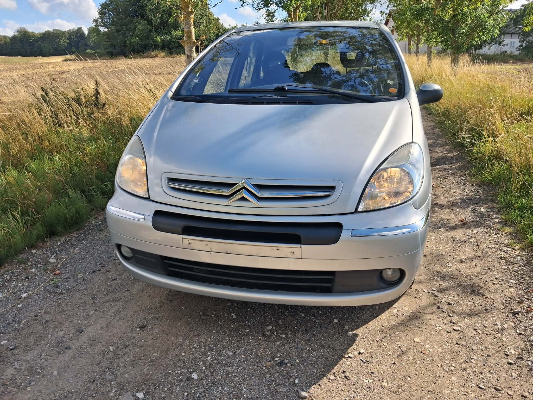 Sølv Citroën Xsara Picasso fra 2004