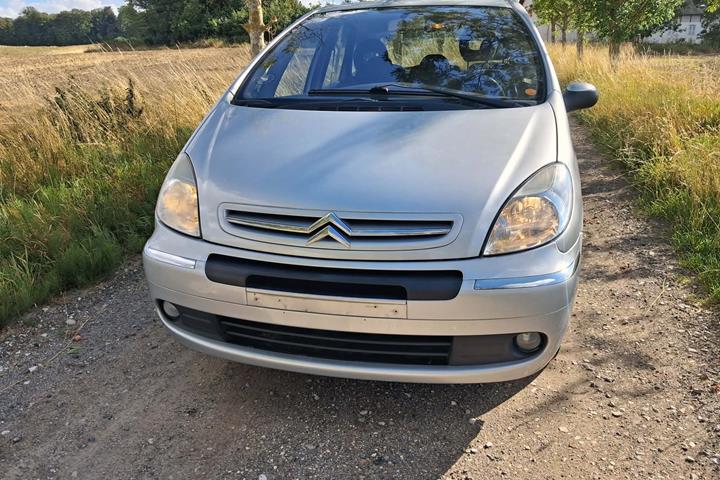 Sølv Citroën Xsara Picasso fra 2004