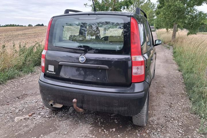 Sort Fiat Panda fra 2003
