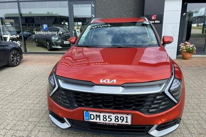 Orange Kia Sportage fra 2022