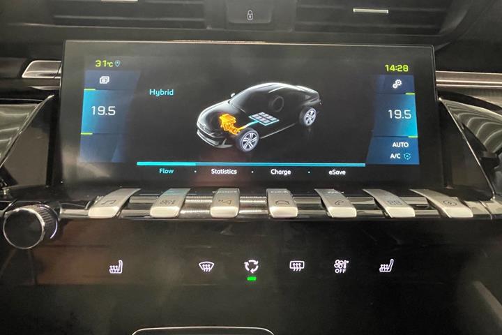 Grå Peugeot 508 fra 2021
