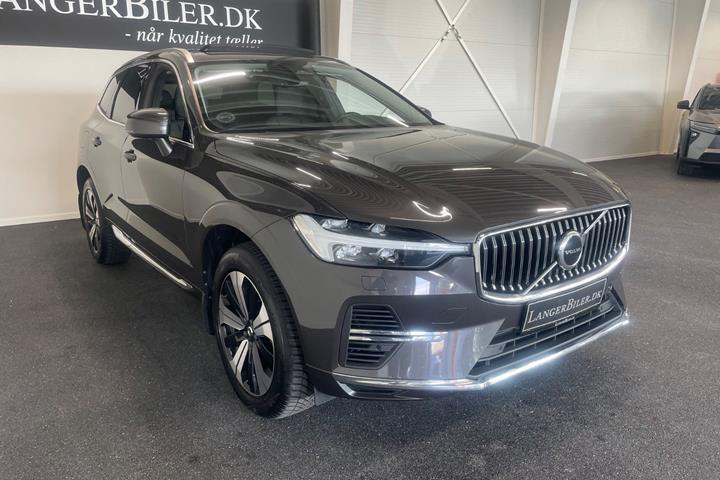 Brun Volvo XC60 fra 2023