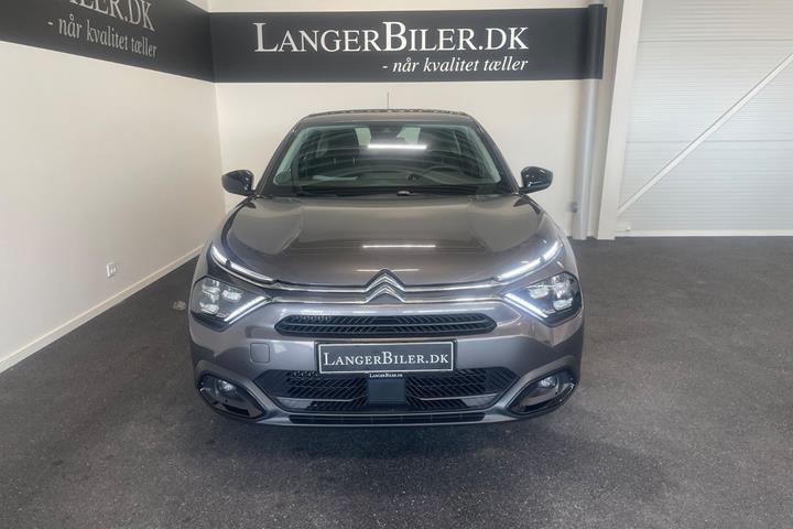 Grå Citroën C4 X fra 2023