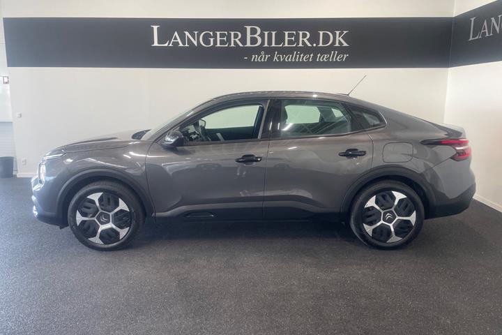 Grå Citroën C4 X fra 2023