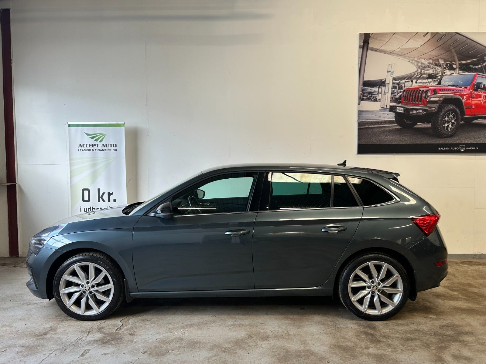 Sort Skoda Scala fra 2020