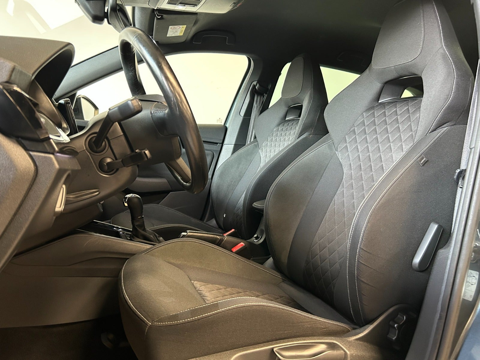 Sort Skoda Scala fra 2020