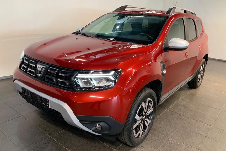 Rød Dacia Duster fra 2021 set udefra