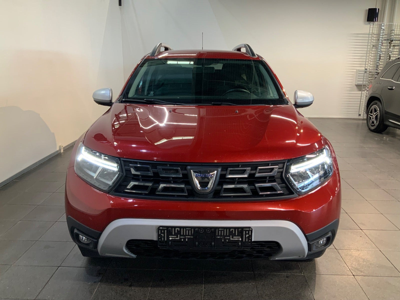 Rød Dacia Duster fra 2021