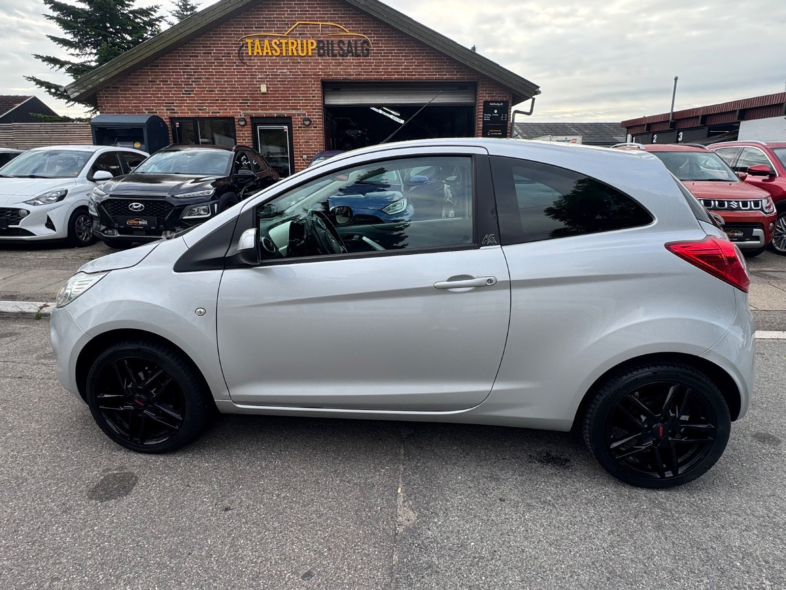 Sort Ford Ka fra 2013