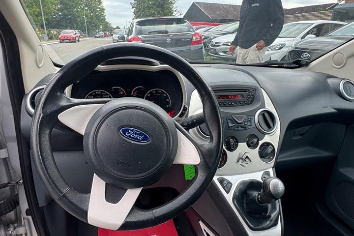 Sort Ford Ka fra 2013