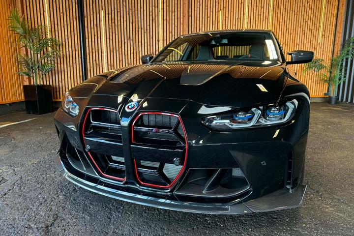 Sort BMW M3 fra 2023