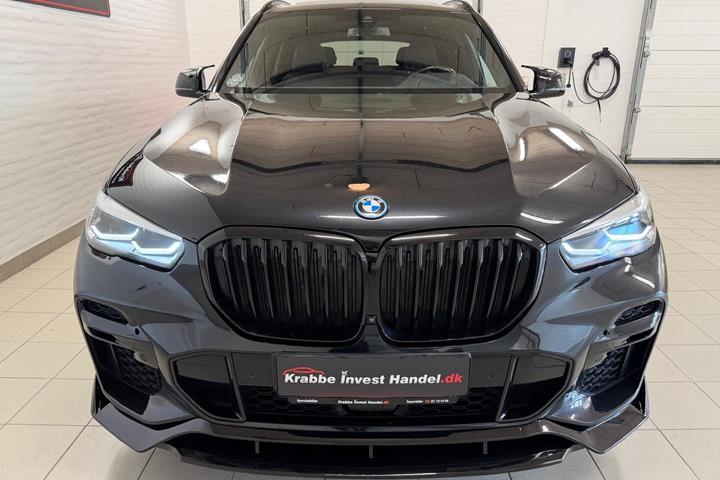 Sort BMW X5 fra 2022