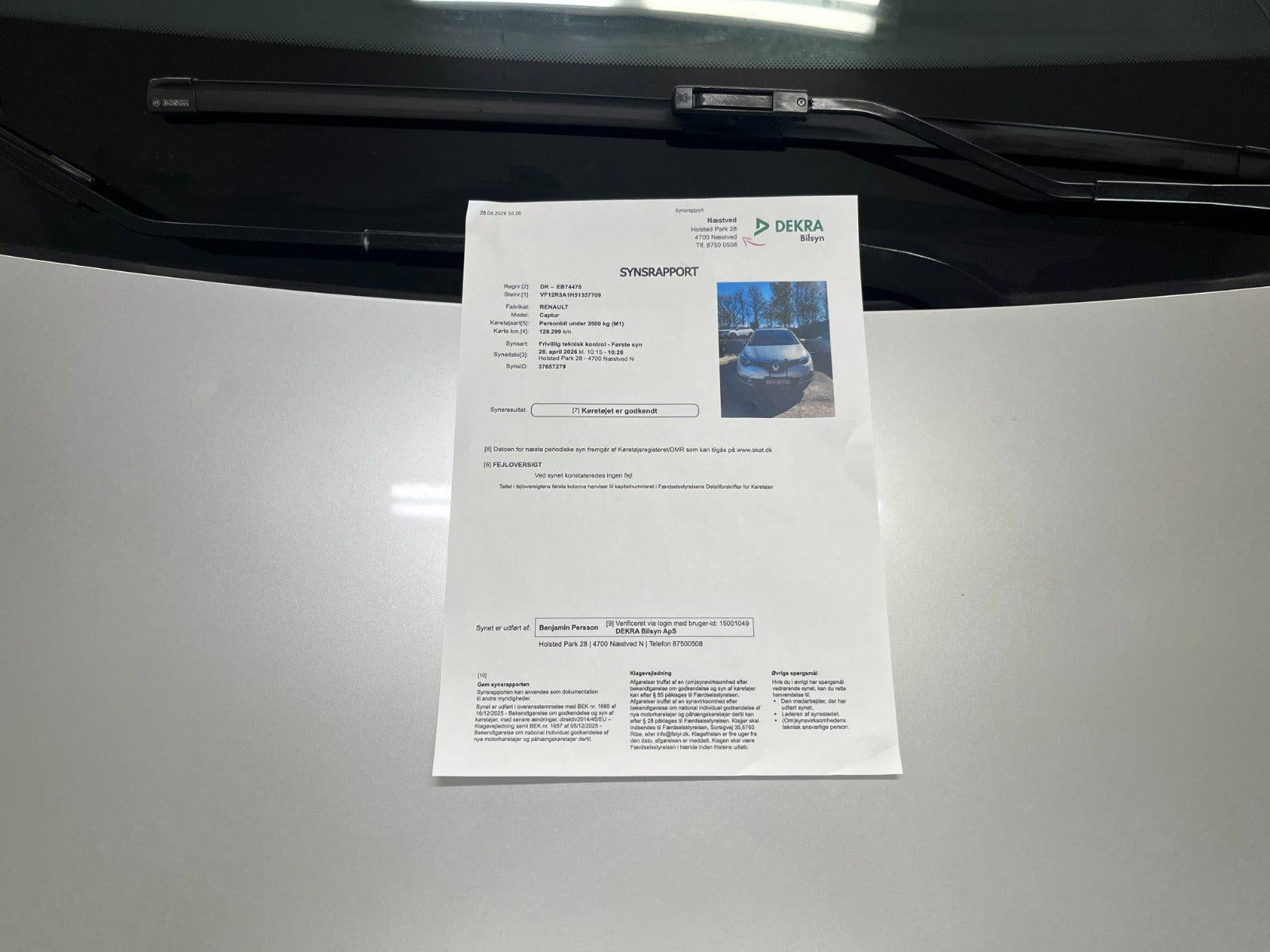 Sølv Renault Captur fra 2015