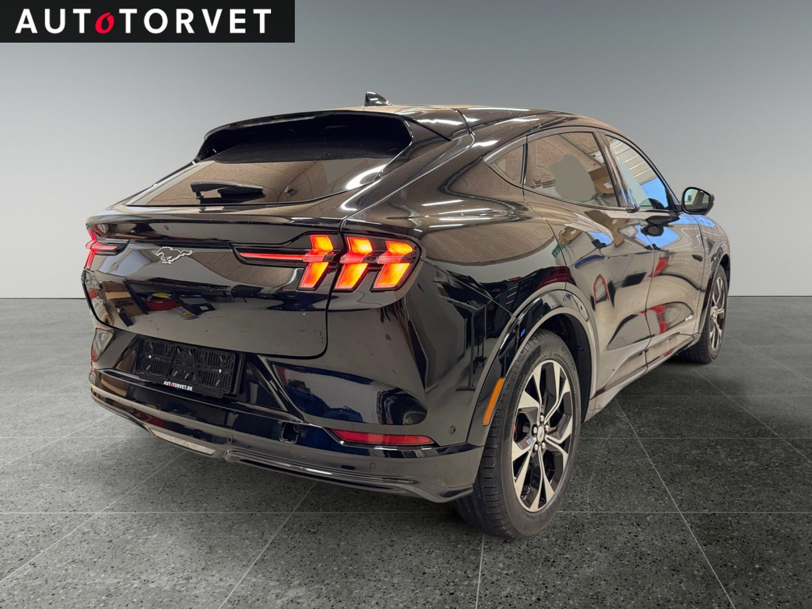 Sort Ford Mustang Mach-E fra 2022