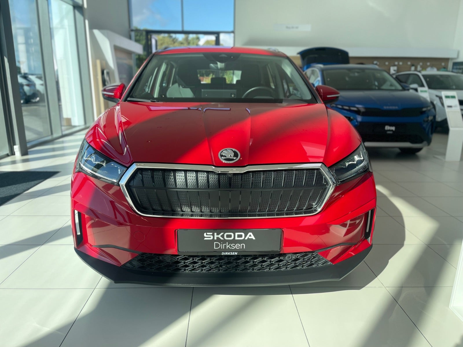 Rød Skoda Enyaq fra 2025