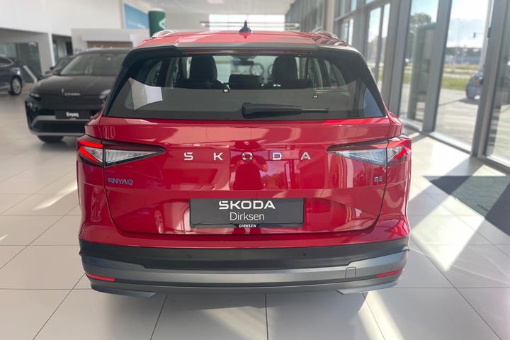 Rød Skoda Enyaq fra 2025