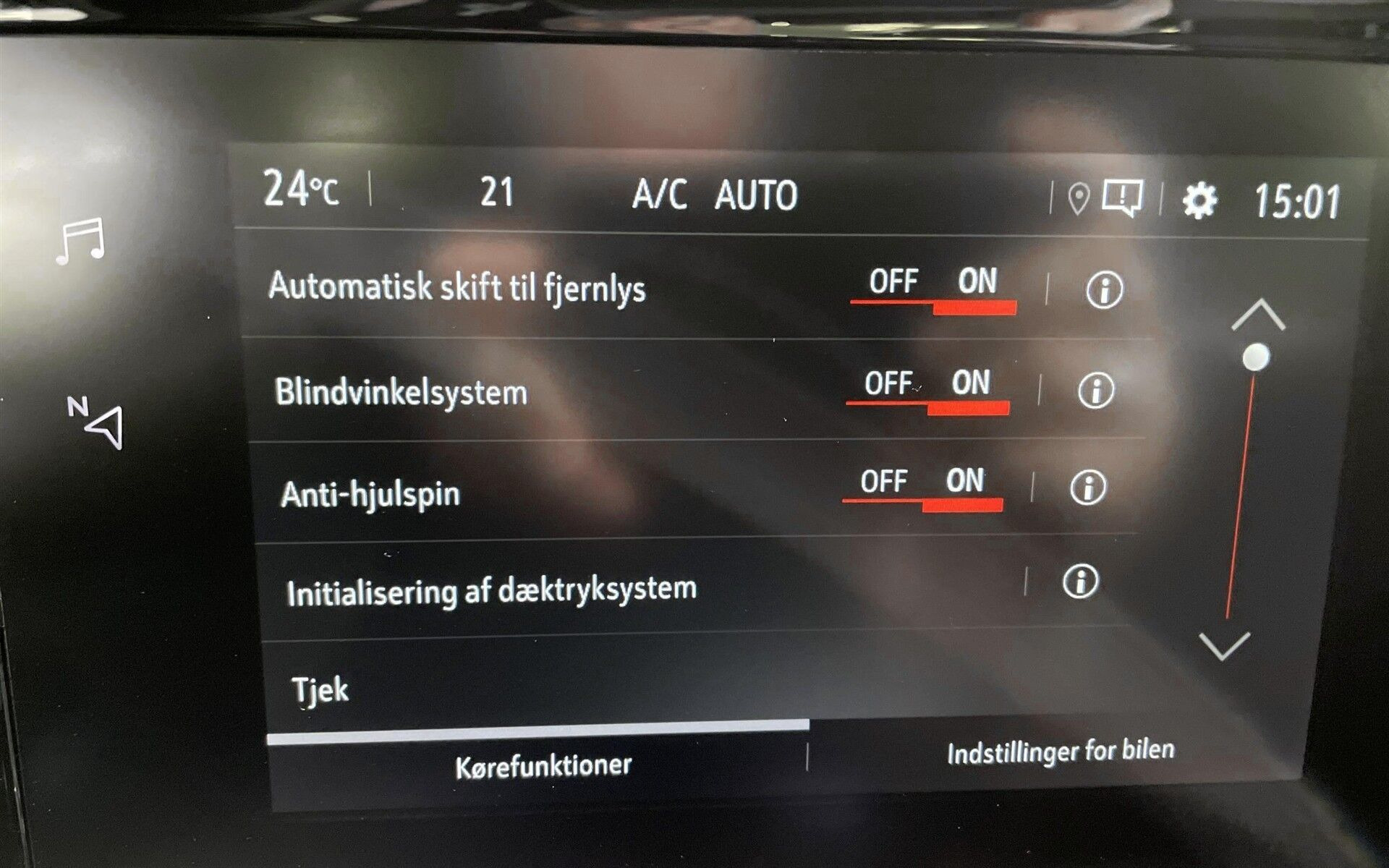 Sort Opel Mokka-e fra 2023