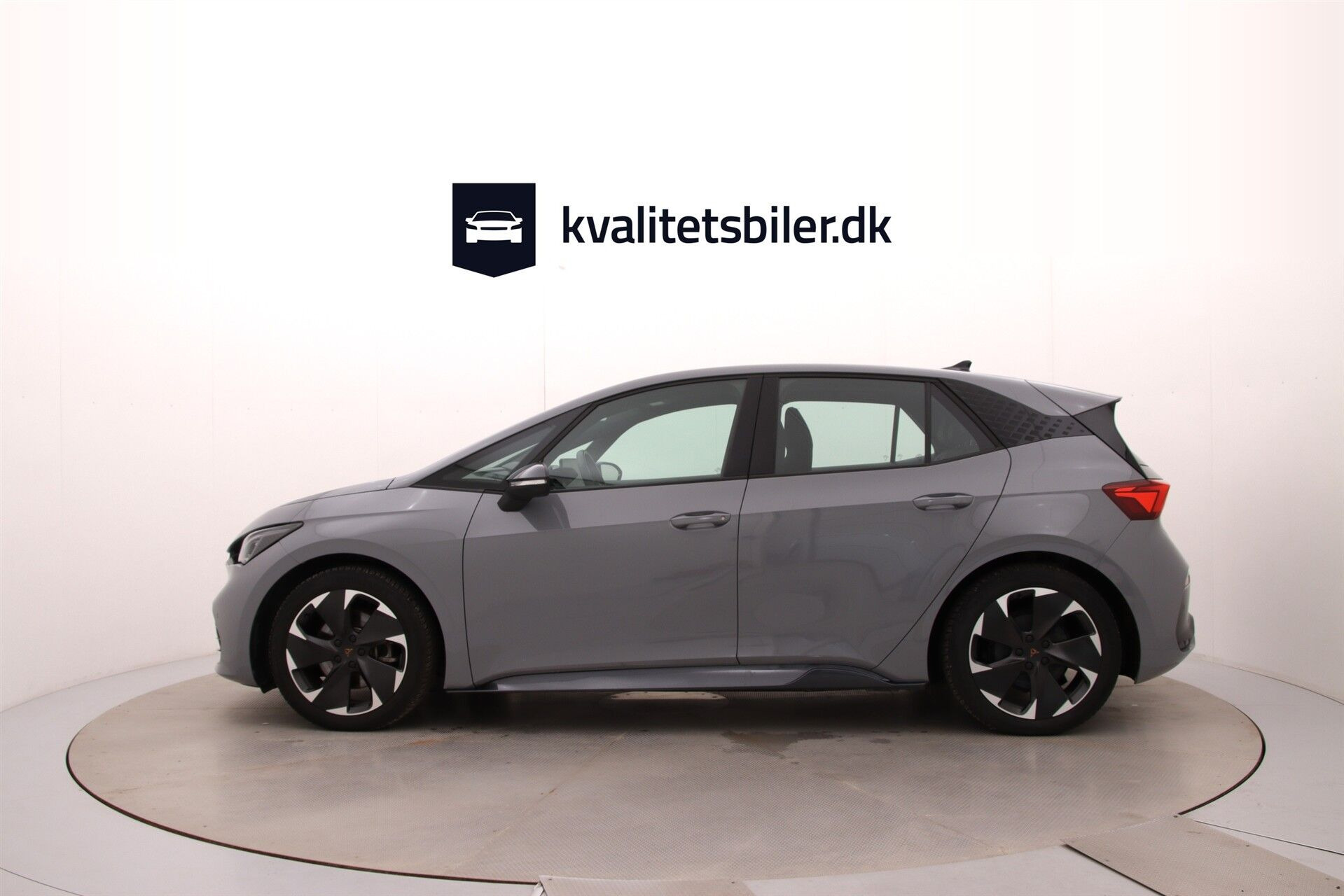 Grå Cupra Born fra 2024