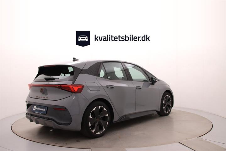 Grå Cupra Born fra 2024