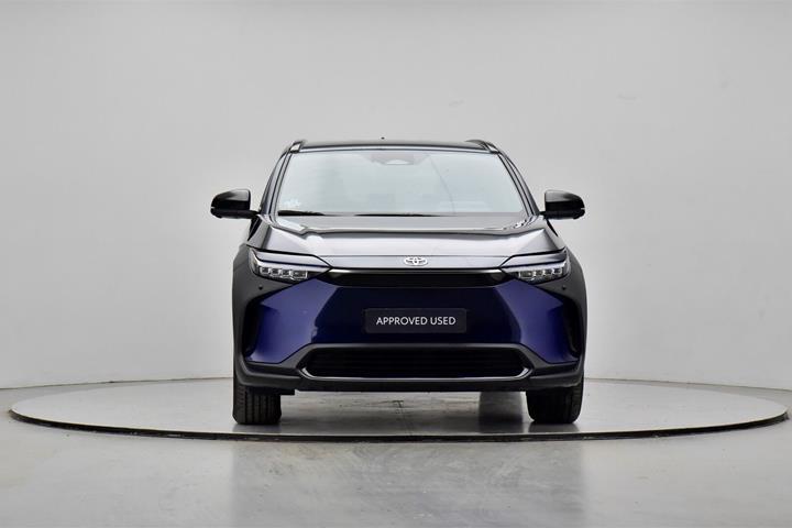 Turquoise Toyota BZ4X fra 2025