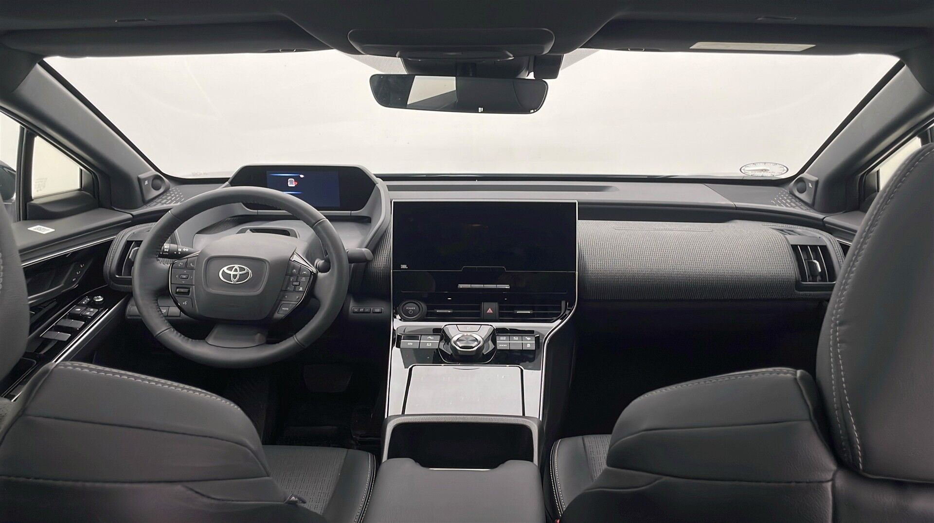 Grå Toyota BZ4X fra 2025