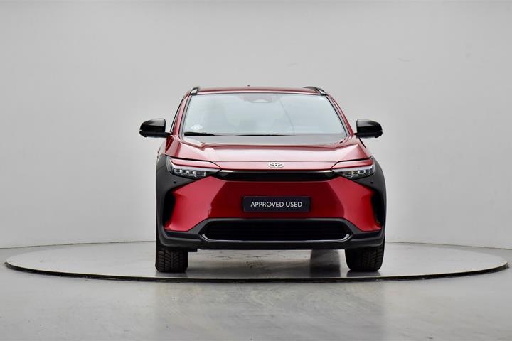 Rød Toyota BZ4X fra 2024