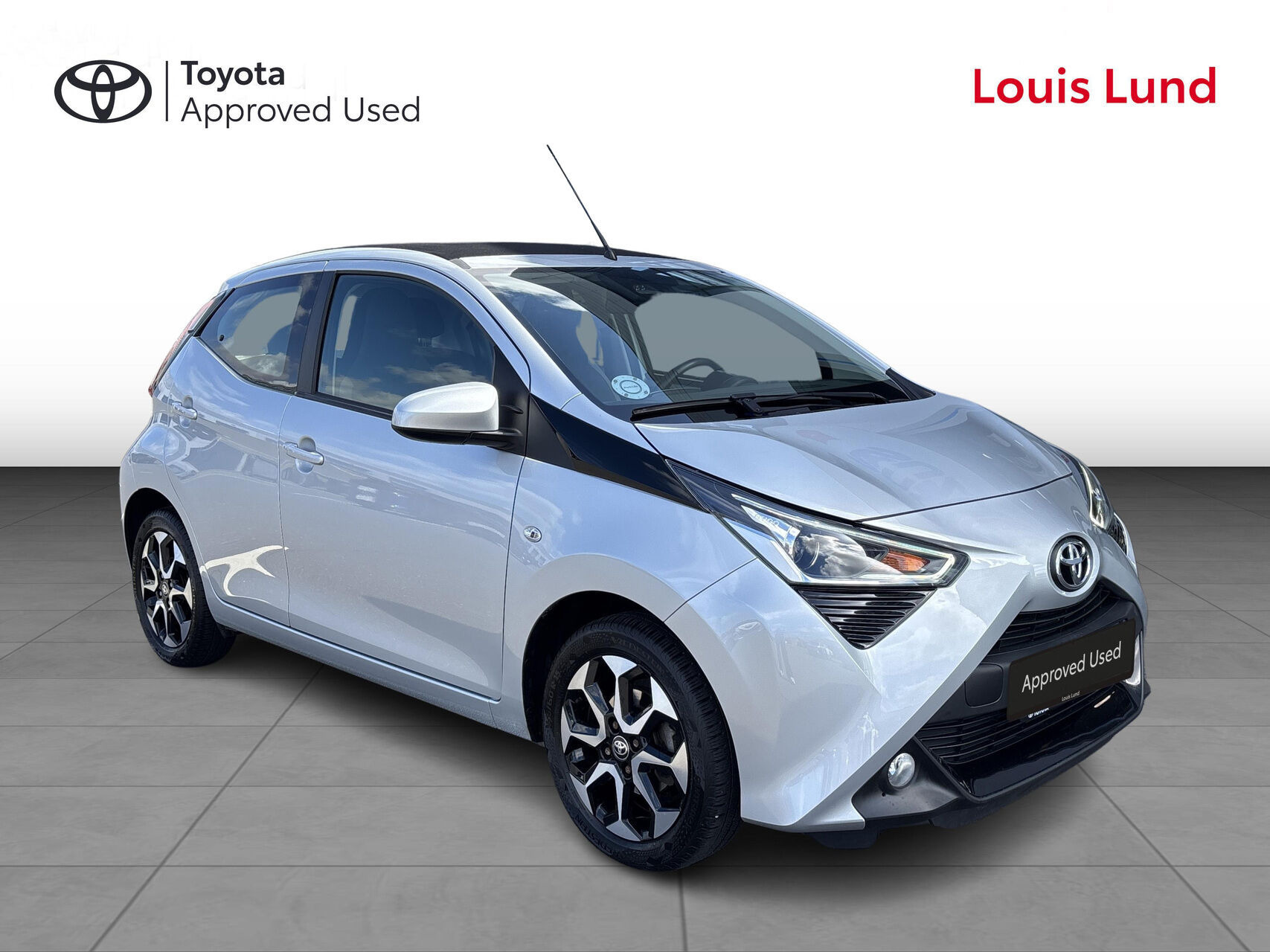 Sølv Toyota Aygo fra 2020