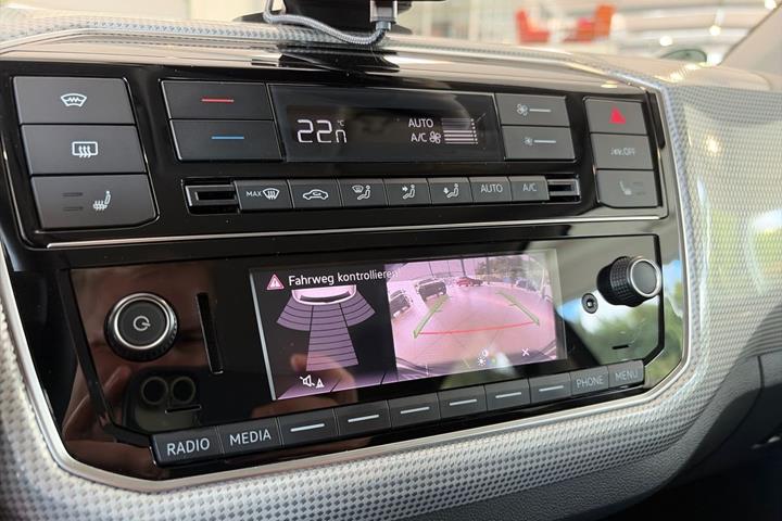 Grå VW e-up fra 2022