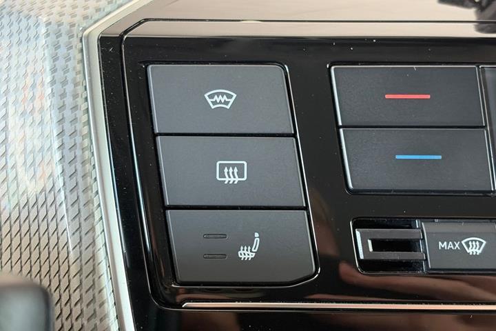 Grå VW e-up fra 2022