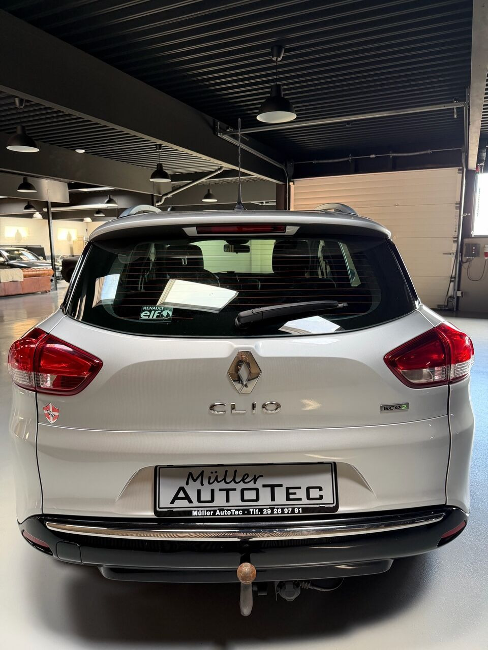 Sølv Renault Clio fra 2018