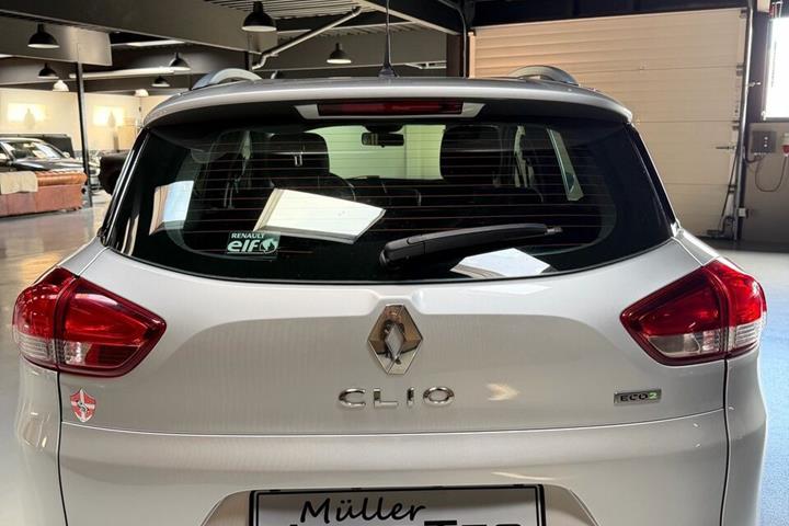 Sølv Renault Clio fra 2018